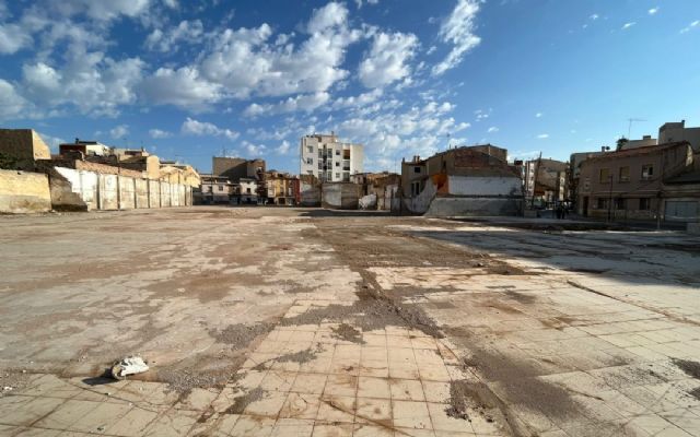 La negligente gestión de Fulgencio Gil impide a los lorquinos disponer desde hace ocho meses de más de 200 plazas de aparcamiento en el barrio de San Cristóbal - 1, Foto 1