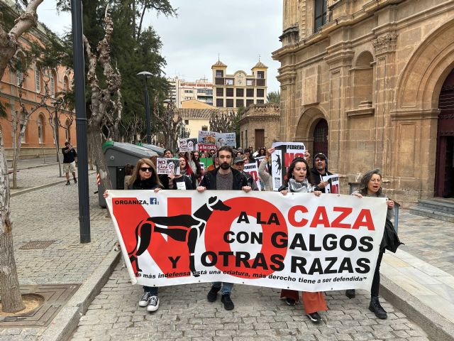 Murcia y Cartagena se movilizan junto a más de 75 ciudades del Estado contra la caza con perros - 3, Foto 3