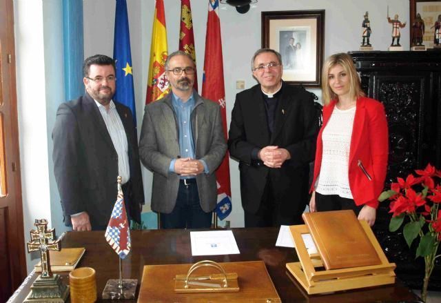 Carta de respuesta y aclaración del Párroco y Presidente de la Fundación San Juan de la Cruz de Obertshausen, Norbert Hofmann - 1, Foto 1