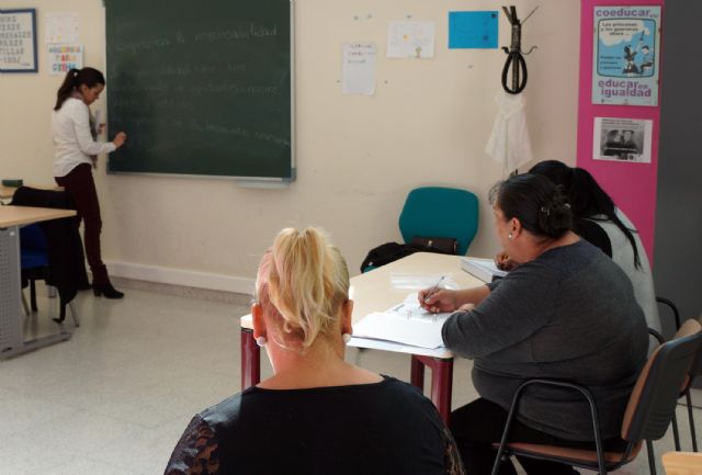 Las Torres de Cotillas lucha contra la exclusión social de la etnia gitana - 3, Foto 3