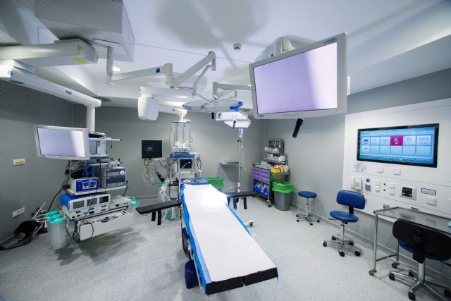 El Hospital HLA La Vega dispone de un área quirúrgica con 11 quirófanos, uno de ellos integrado, Foto 1