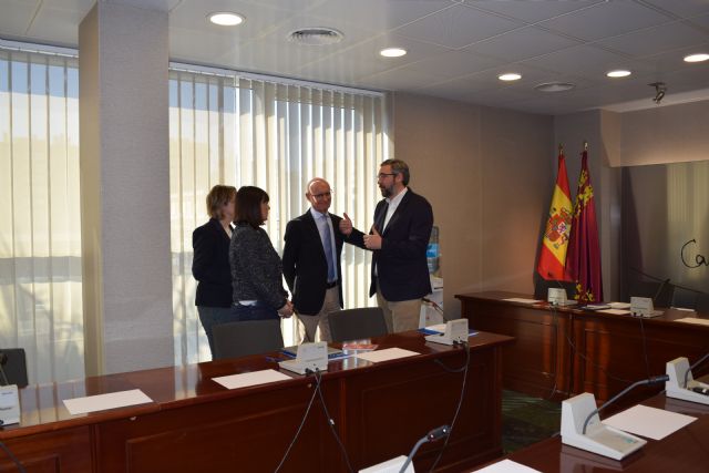 Víctor Martínez: La reforma del Estatuto de Autonomía no puede suplir los fracasos políticos de Urralburu y Tovar - 2, Foto 2