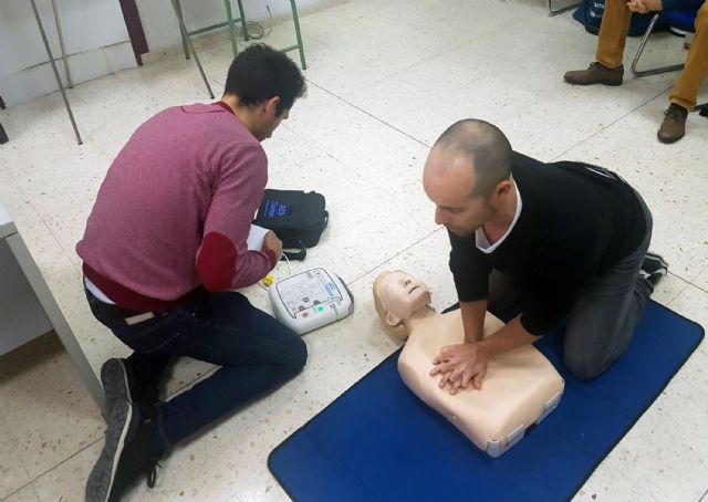 Las Torres de Cotillas ya ha formado a 40 monitores deportivos en el manejo de desfibriladores semiautomáticos - 1, Foto 1