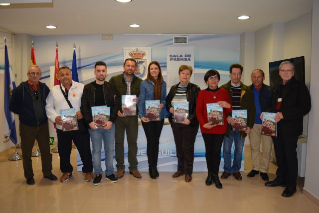 La Concejalía de Cultura edita 3.500 ejemplares de la revista de Semana Santa 2018 - 1, Foto 1