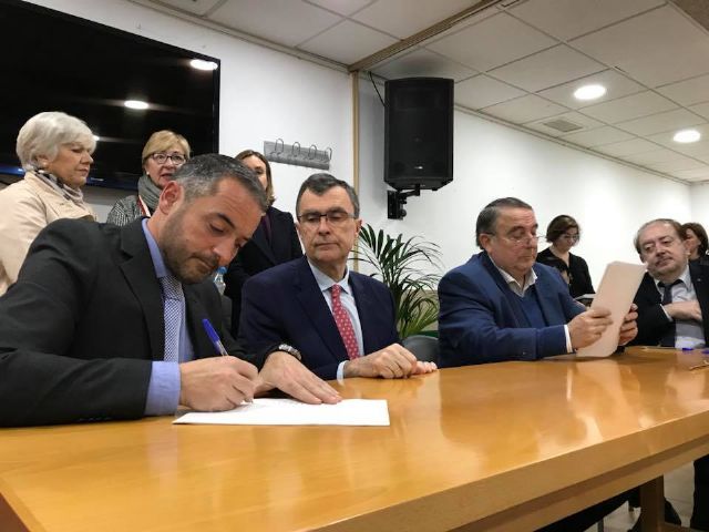 El Ayuntamiento adquiere un local para que los mayores de San Miguel ganen espacio para su centro social - 2, Foto 2