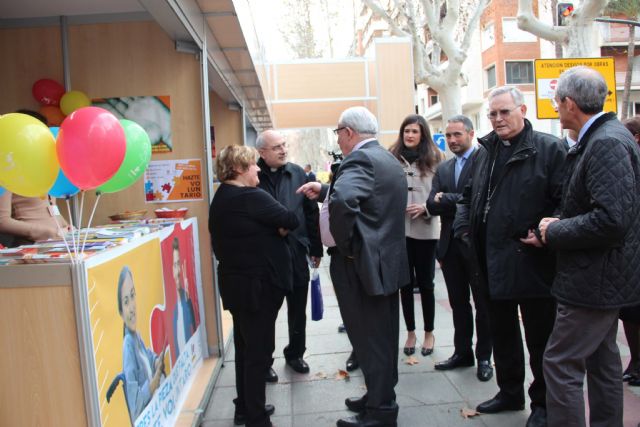 El centro de Murcia acoge, un año más, la muestra de voluntariado de la UCAM - 2, Foto 2