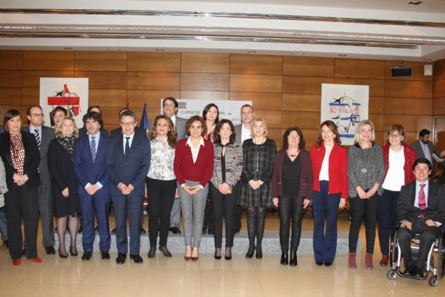 La Comunidad hace sus aportaciones al nuevo Reglamento de Adopción Internacional - 1, Foto 1