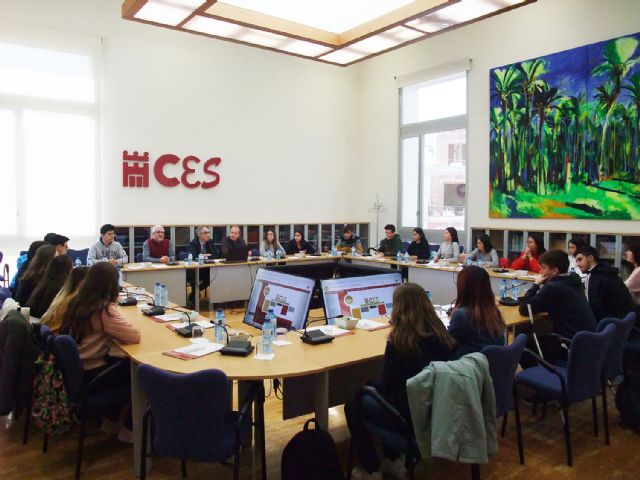 El Consejo Económico y Social de la Región de Murcia recibe a alumnos del Centro Educativo Severo Ochoa - 1, Foto 1