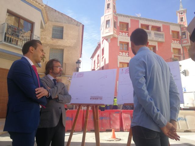 Ulea renueva la Plaza de la Constitución con la inversión de 150.000 euros realizada por el Gobiern o regional - 1, Foto 1
