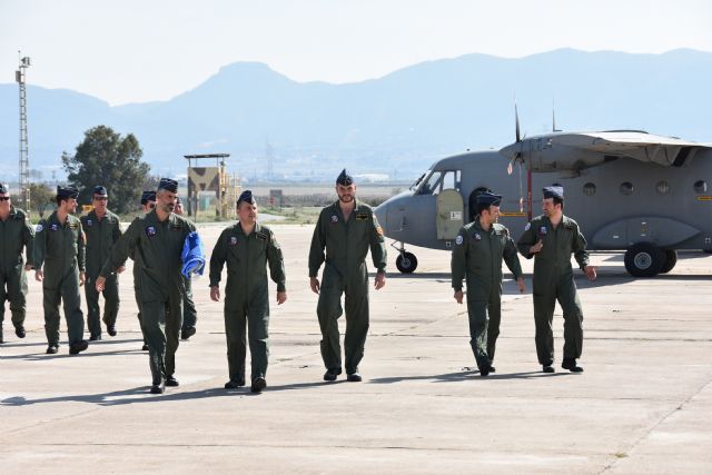 100.000 horas de vuelo del t12-b aviocar. “Nunca tan pocos lanzaron a tantos” - 4, Foto 4