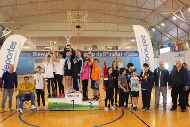 Podio en la final de bádminton escolar de los tres centros educativos torreños - 4, Foto 4