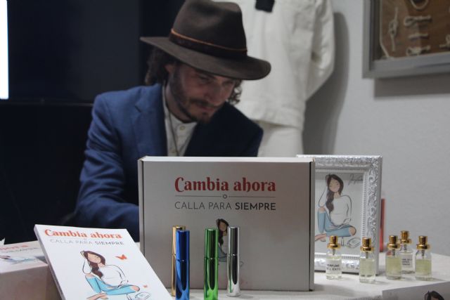 Juan Ferrete presenta Cambia ahora o calla para siempre - 1, Foto 1