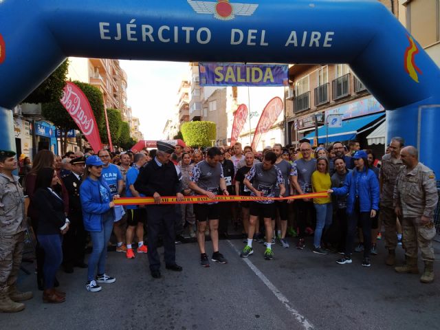 Cerca de 4.000 personas participaron hoy en la la VII Carrera Base Aérea de Alcantarilla - 3, Foto 3