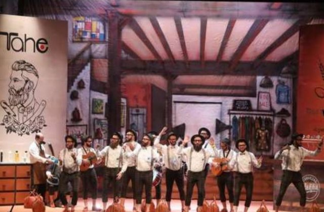 Nuevo éxito de la Chirigota de Beniaján, Primer Premio del Concurso Nacional de Chirigotas de Torrevieja - 1, Foto 1