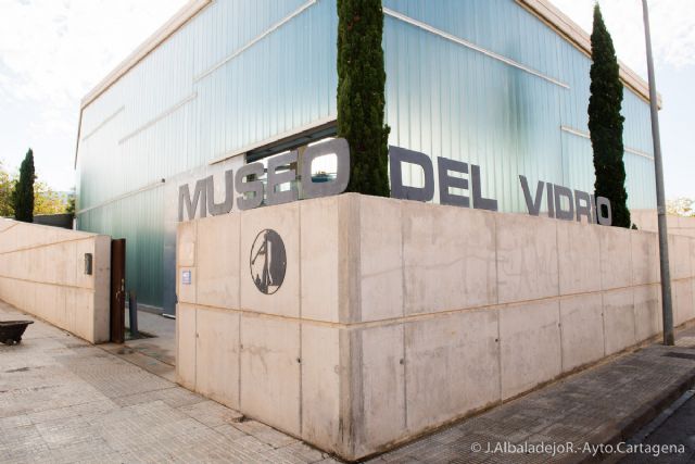 El Ayuntamiento y la Dirección General de Artesanía avanzan en proyectos para impulsar el Museo del Vidrio de Cartagena - 1, Foto 1