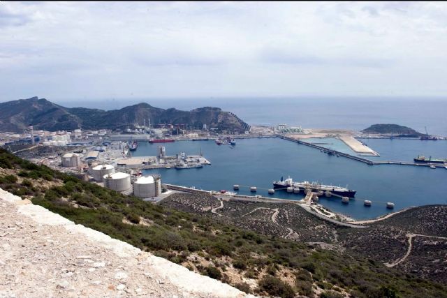 El Ayuntamiento rechaza que el buque Elbeik atraque en Cartagena - 1, Foto 1