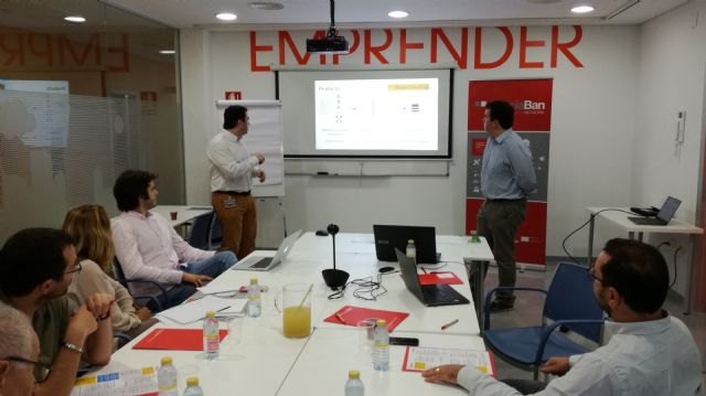 Murcia-Ban crea una Academia de inversión para ayudar a emprendedores que buscan capital privado - 1, Foto 1