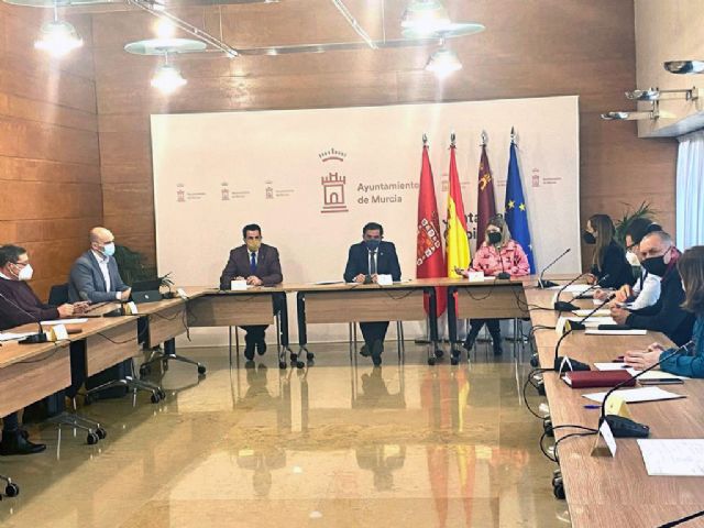 El Ayuntamiento pone a disposición de la ciudadanía un servicio directo de atención al refugiado para recibir ayudas - 1, Foto 1