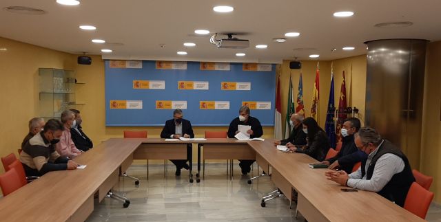 Urrea ha mantenido una reunión de trabajo con la Comunidad General de Regantes de la Zona IV - 1, Foto 1