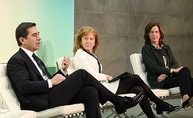 Carlos Torres Vila: “La banca favorece el desarrollo económico y el bienestar social” - 1, Foto 1