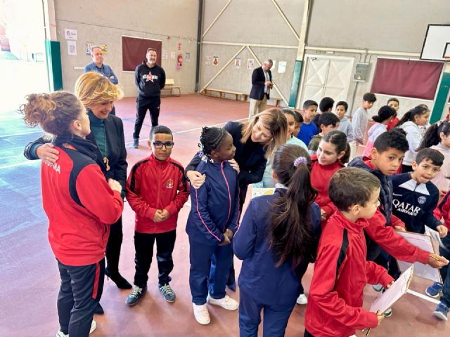 Más de una decena de centros educativos de Lorca desarrollarán circuitos activos, favoreciendo el aprendizaje en entornos docentes saludables - 2, Foto 2