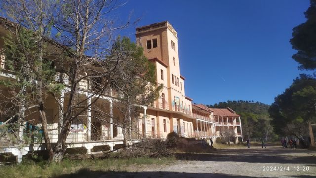 La Asociacin de Amigos del Sanatorio-Escuela Hogar de Sierra Espua se rene con la alcaldesa de Alhama, Foto 1
