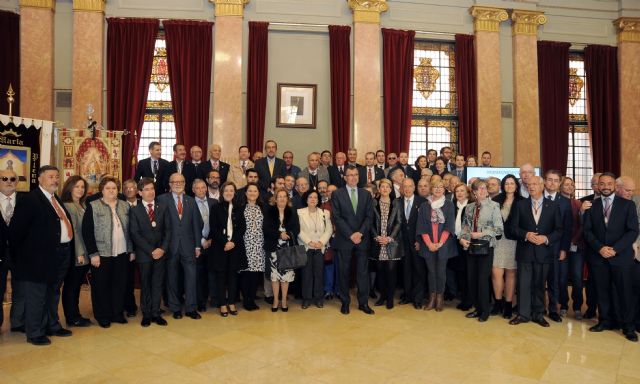Histórico hermanamiento entre los caballeros de La Fuensanta y los devotos de La Arrixaca - 1, Foto 1