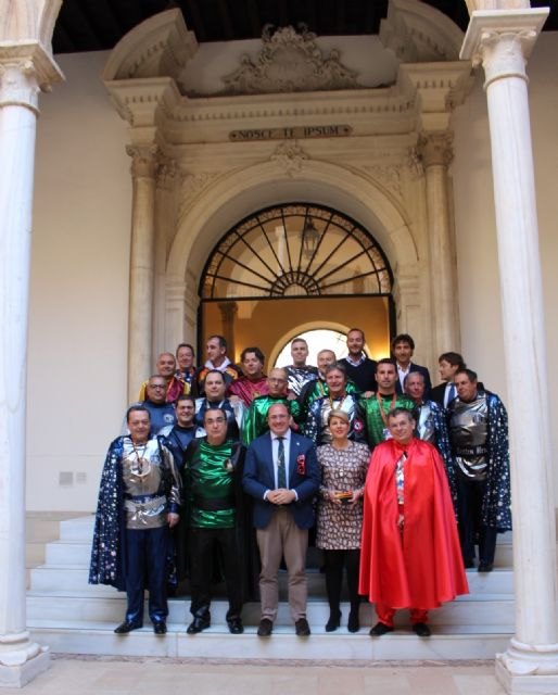 Pedro Antonio Sánchez subraya el apoyo de la Comunidad al Entierro de la Sardina, una fiesta rentable y generadora de empleo - 3, Foto 3