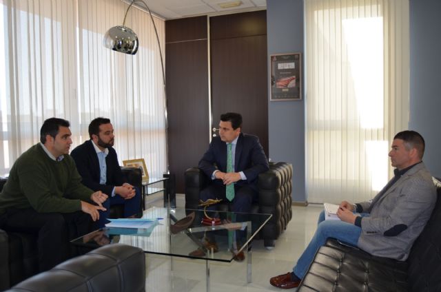Ayuntamiento y Hostecar colaborarán para favorecer el desarrollo y crecimiento empresarial en el municipio - 1, Foto 1