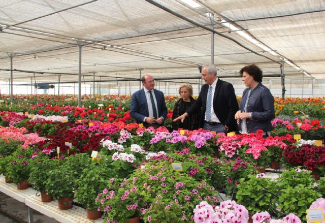 La alcaldesa y el presidente de la Comunidad visitan la empresa multinacional Barberet & Blanc - 1, Foto 1