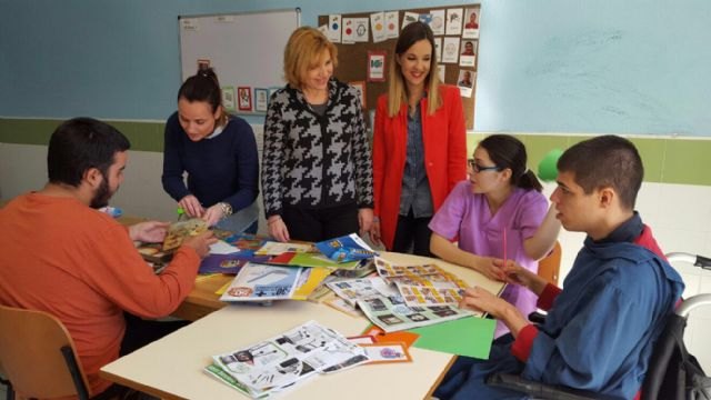 Familia apoya con 1,6 millones los servicios que se prestan a personas con autismo y sus familiares - 1, Foto 1