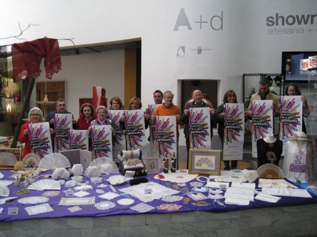 500 encajeras de bolillo de toda España se dan cita en Murcia para celebrar los Días Europeos de la Artesanía - 1, Foto 1