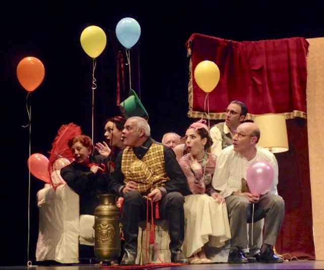 El landó de seis caballos de Víctor Ruiz Iriarte a cargo de la Compañía Teatro del Matadero - 1, Foto 1