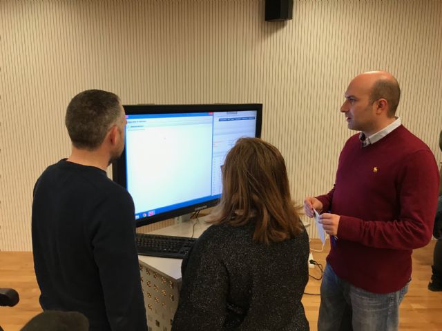 Sorteo de los miembros componentes de las mesas electorales en las elecciones del domingo 28 de abril en Torre Pacheco - 4, Foto 4