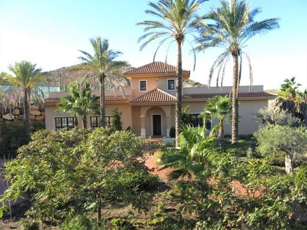 El hostel aguileño Isla del Fraile abierto para dar servicios a personas que desarrollen servicios esenciales - 1, Foto 1