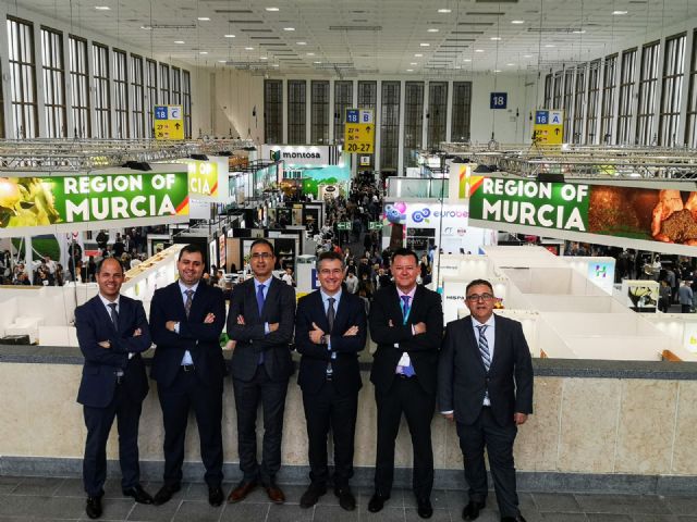 Cajamar acompañará al sector agroalimentario en las ferias Fruit Logistica y Alimentaria - 1, Foto 1