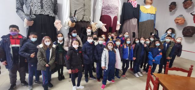 El Ayuntamiento divulga la historia y patrimonio del municipioentre los escolares - 3, Foto 3