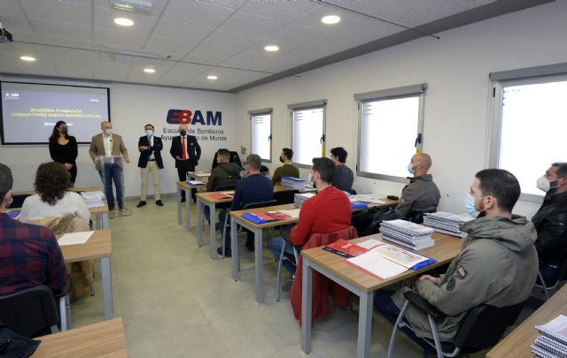 14 aspirantes a conductor del Servicio de Extinción de Incendios y Salvamento comienzan la Academia - 1, Foto 1