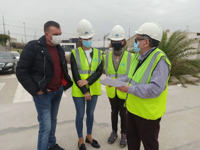 Comienzan las obras de mejora de la red de abastecimiento de la calle Saavedra Fajardo de Sangonera la Seca - 1, Foto 1