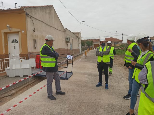 Comienzan las obras de mejora de la red de abastecimiento de la calle Saavedra Fajardo de Sangonera la Seca - 2, Foto 2