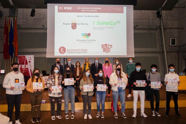 La XIII Olimpiada Científica de Economía de la Región premia el talento de los estudiantes de secundaria - 1, Foto 1