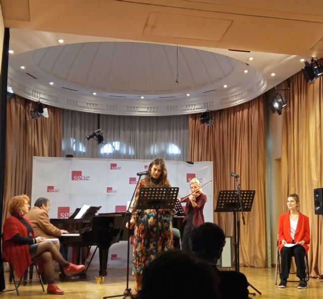 Patricia Morueco presenta su libro “Silencio poético” en la SGAE - 2, Foto 2