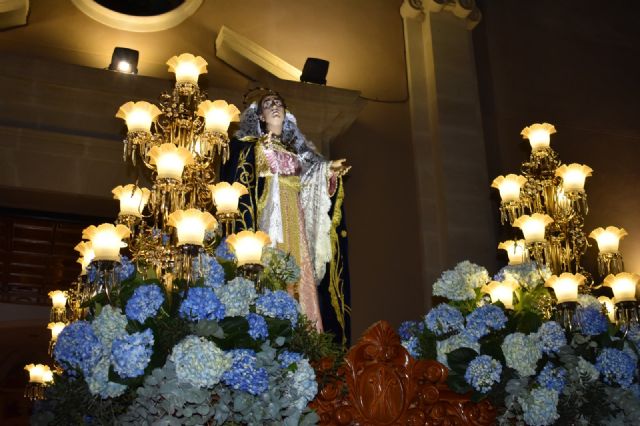 Las calles torreñas se visten con el azul y blanco del Viernes de Dolores - 1, Foto 1