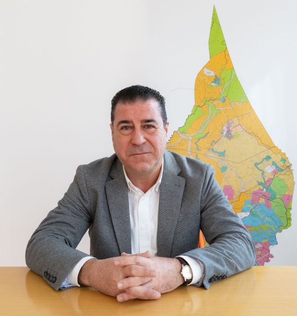 Miguel Fernández Cano presenta el libro El urbanismo en Molina de Segura. Breve introducción al Plan General Municipal de Ordenación (PGMO) el miércoles 2 de abril - 3, Foto 3