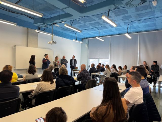 Lorca será por primera vez sede de las oposiciones a Secundaria gracias a la gestiones realizadas por el alcalde Fulgencio Gil - 2, Foto 2