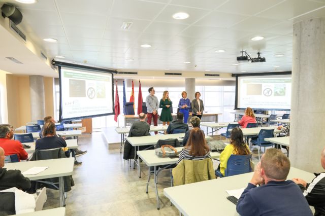 El Gobierno de Lorca pone en marcha dos nuevos programas de empleo en los que participan casi una veintena de personas - 2, Foto 2