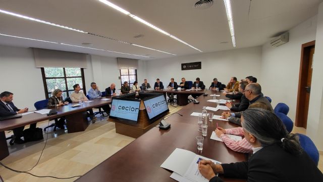 El Plan Industrial recoge ya el potencial de Lorca por su alta disponibilidad y accesibilidad de suelo en los polígonos de Serrata y La Hoya - 1, Foto 1