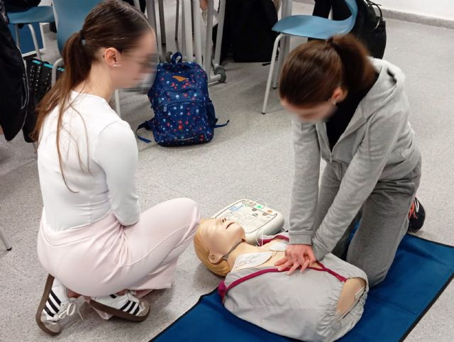 Protección Civil forma en primeros auxilios al alumnado de los institutos torreños - 3, Foto 3