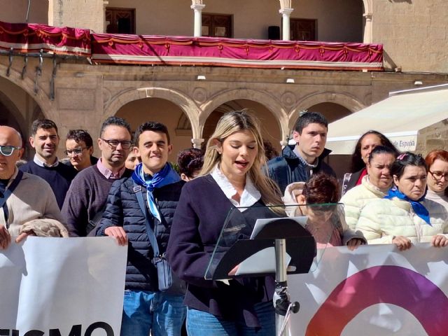 Lectura de manifiesto por el Día Mundial de Concienciación sobre el Autismo - 2, Foto 2