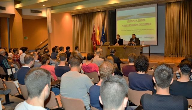 Fomento apuesta por la innovación para mejorar el mantenimiento de la red regional de carreteras - 1, Foto 1